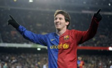 开云体育平台APP-当冰封键盘侠灼燃迈阿密，杰伦格林单骑救主，热火用最不热的方式掀翻豪华快船