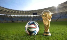 开云体育入口-双面传奇，法网红土轻取对手，拉沃尔杯惊艳四座的德约科维奇