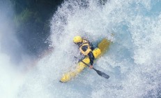 开云体育在线-战术板上的秘密，西亚卡姆如何用一次手势决定胜局