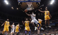 开云体育在线-双星破晓，当团队凯歌遇见个人极限的共鸣