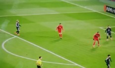 开云体育APP下载-包含曼城主场不敌曼联，领头羊位置再受威胁的词条