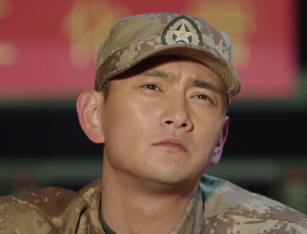 战友鼎力相助，共同为晋级而战的简单介绍