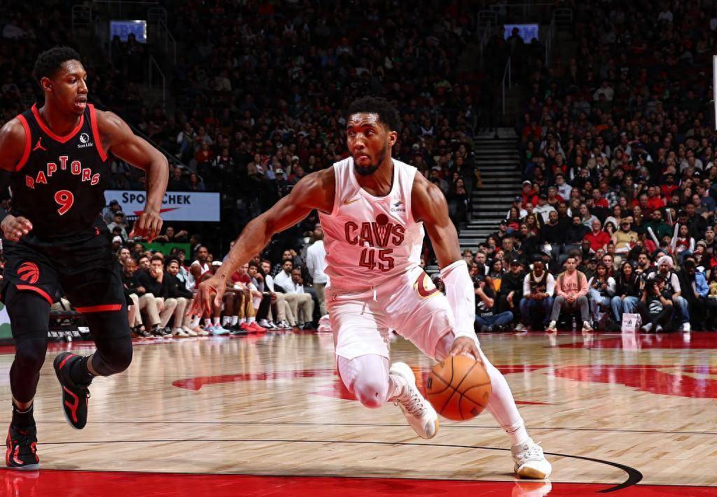 澳大利亚男篮高歌猛进，连胜将士士气高昂的简单介绍