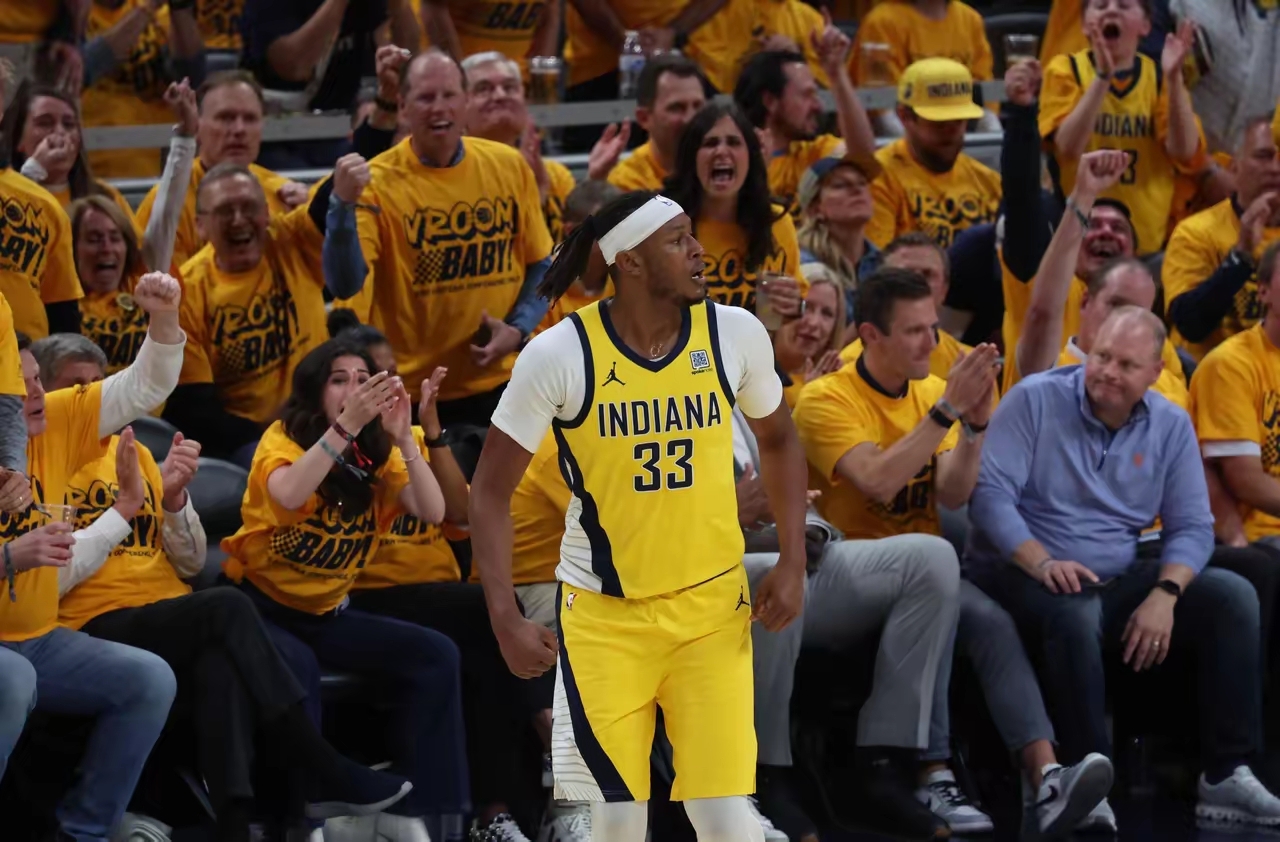 步行者队后卫因受伤赛季报销