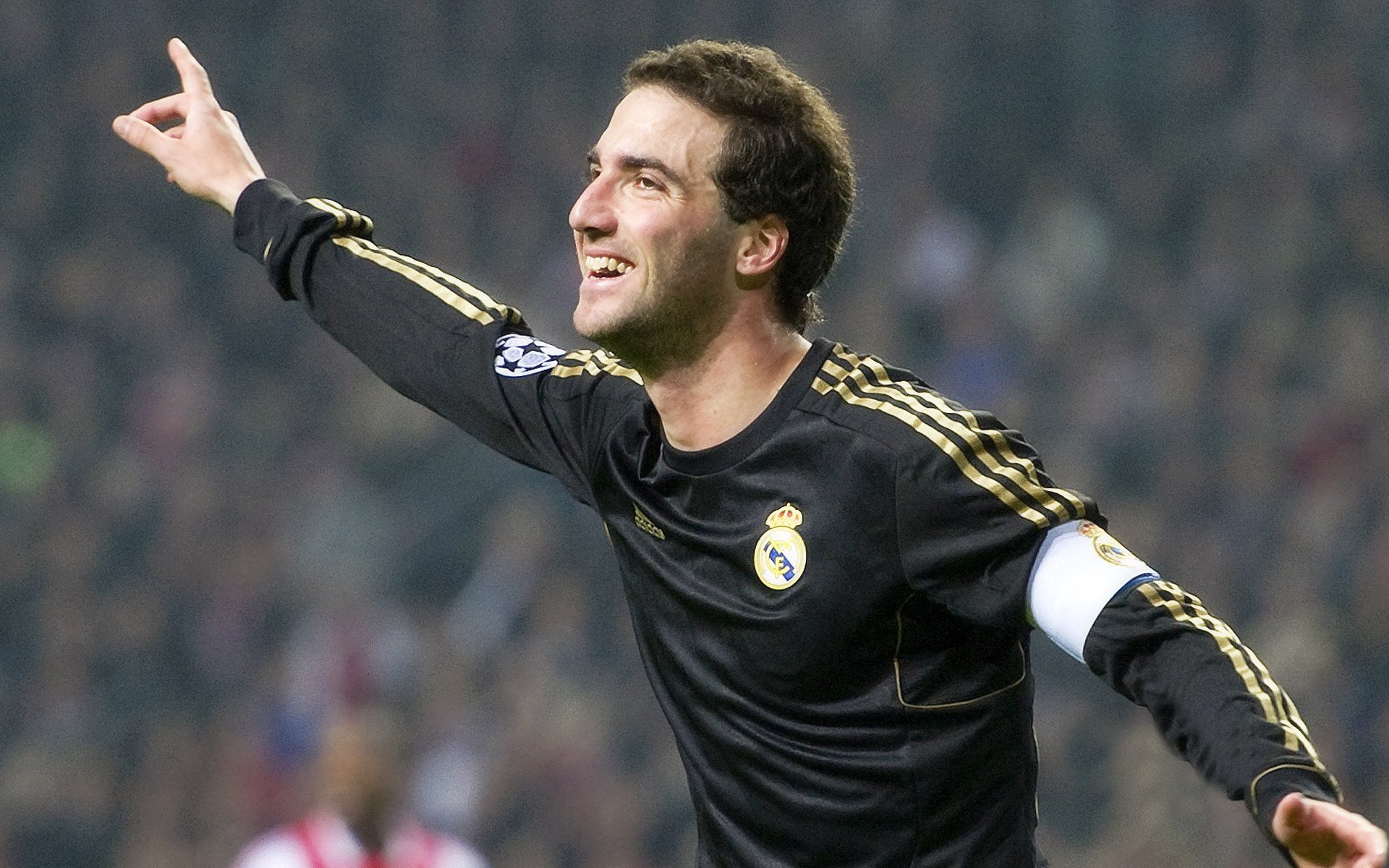 末节风暴，洪都拉斯逆转喀麦隆，凯恩封神一战定江山