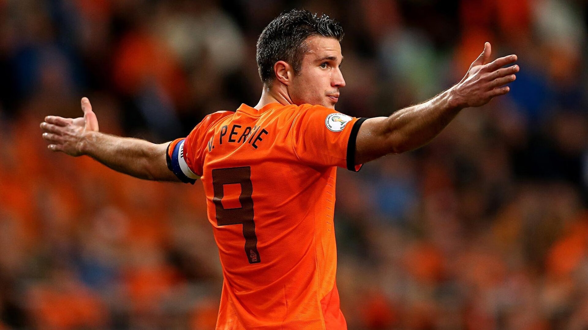 赛道上的三幕戏剧，阿斯顿马丁的战术奇袭，诺里斯的孤独加冕